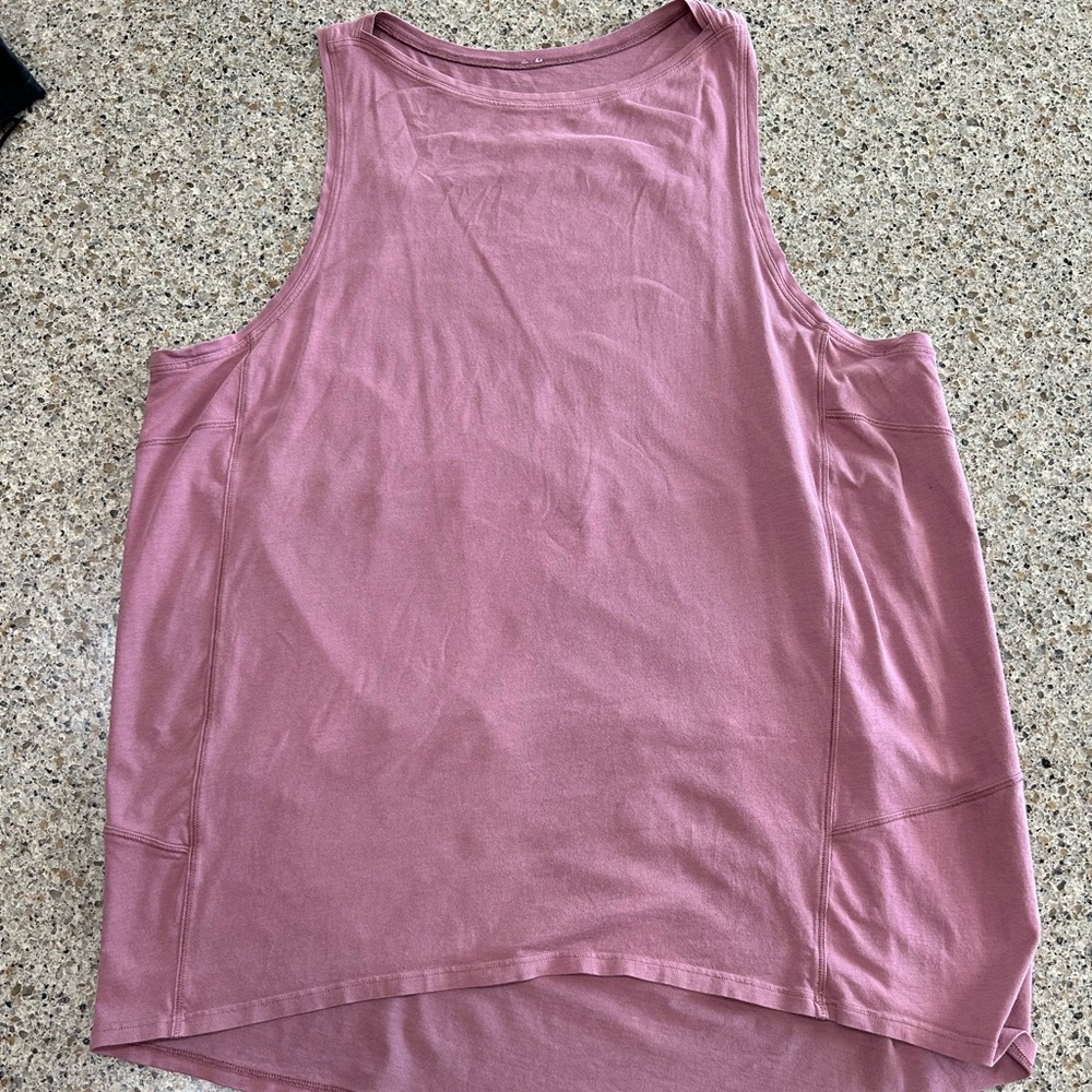 Lululemon 🍋 Back in Action Tank